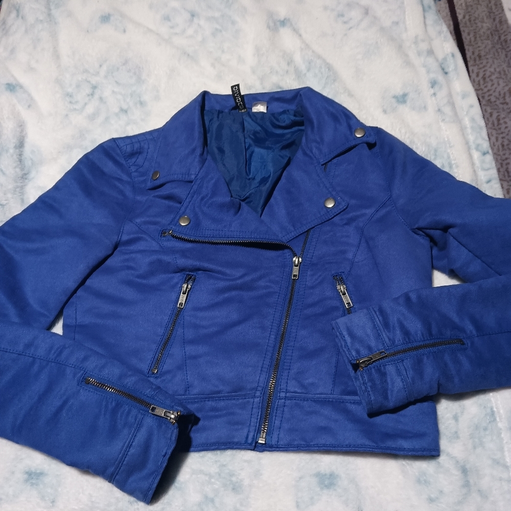 Motorcycle jacket in size 6